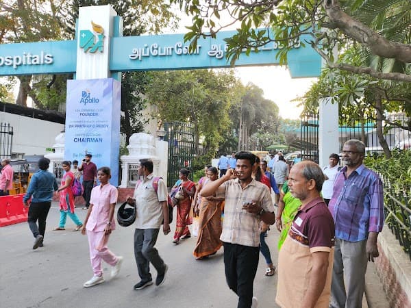 Apollo Hospital - Padma Ambulance Service Broadway