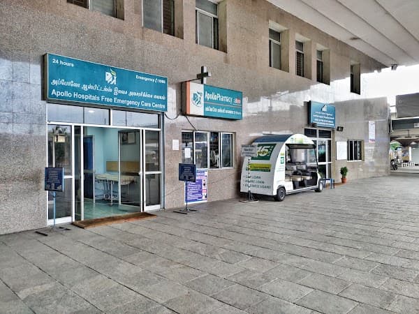 Apollo Hospitals Free Emergency Care Centre - Padma Ambulance Service Koyambedu