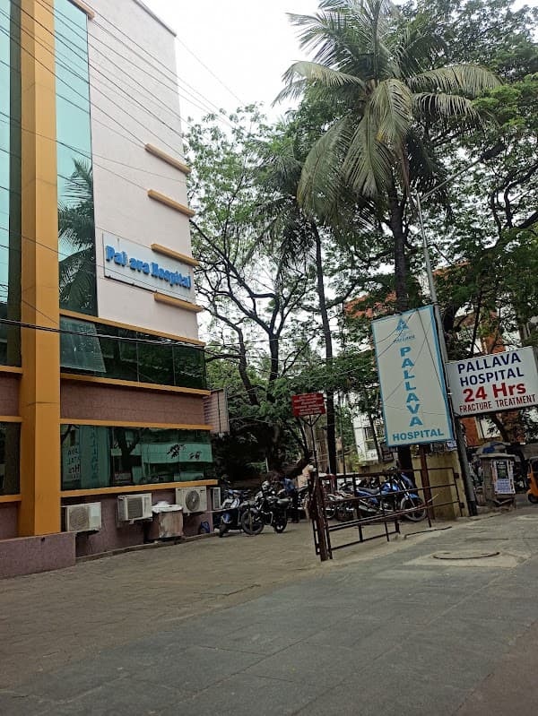 Pallava Hospital - Padma Ambulance Service Vadapalani