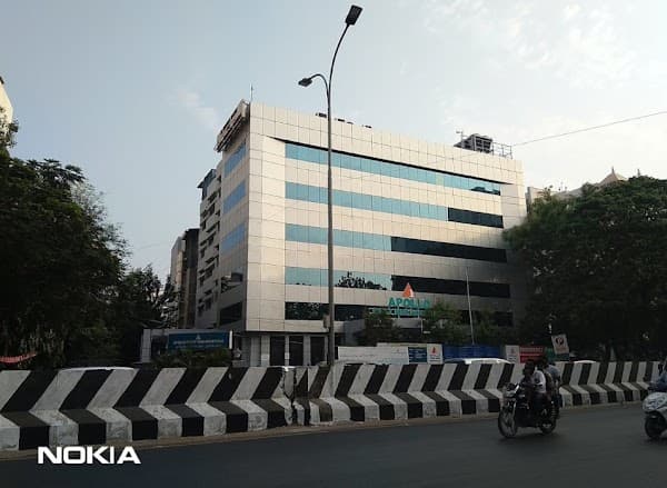 Department of General Physician/ Internal Medicine | Apollo First Med Hospitals P H Road - Padma Ambulance Service Chetpet