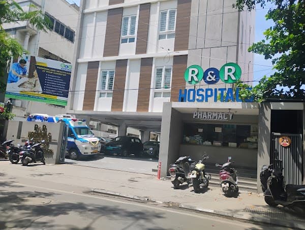 R & R Hospitals - Padma Ambulance Service T. Nagar