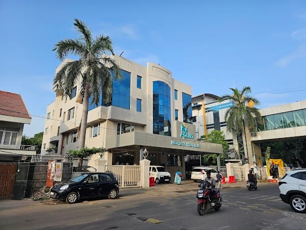 Apollo Women's Hospital - Best Women's Hospital in Chennai - Padma Ambulance Service Thousand Lights